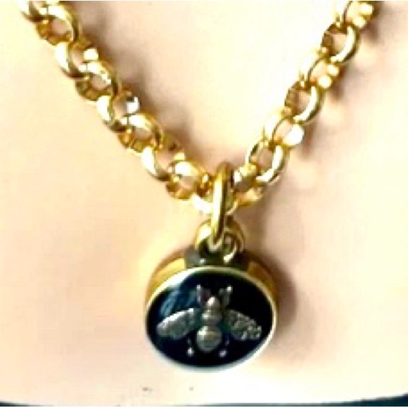 Gucci Gold and Black Bee Necklace and the leopard head also on necklace - Picture 3 of 11